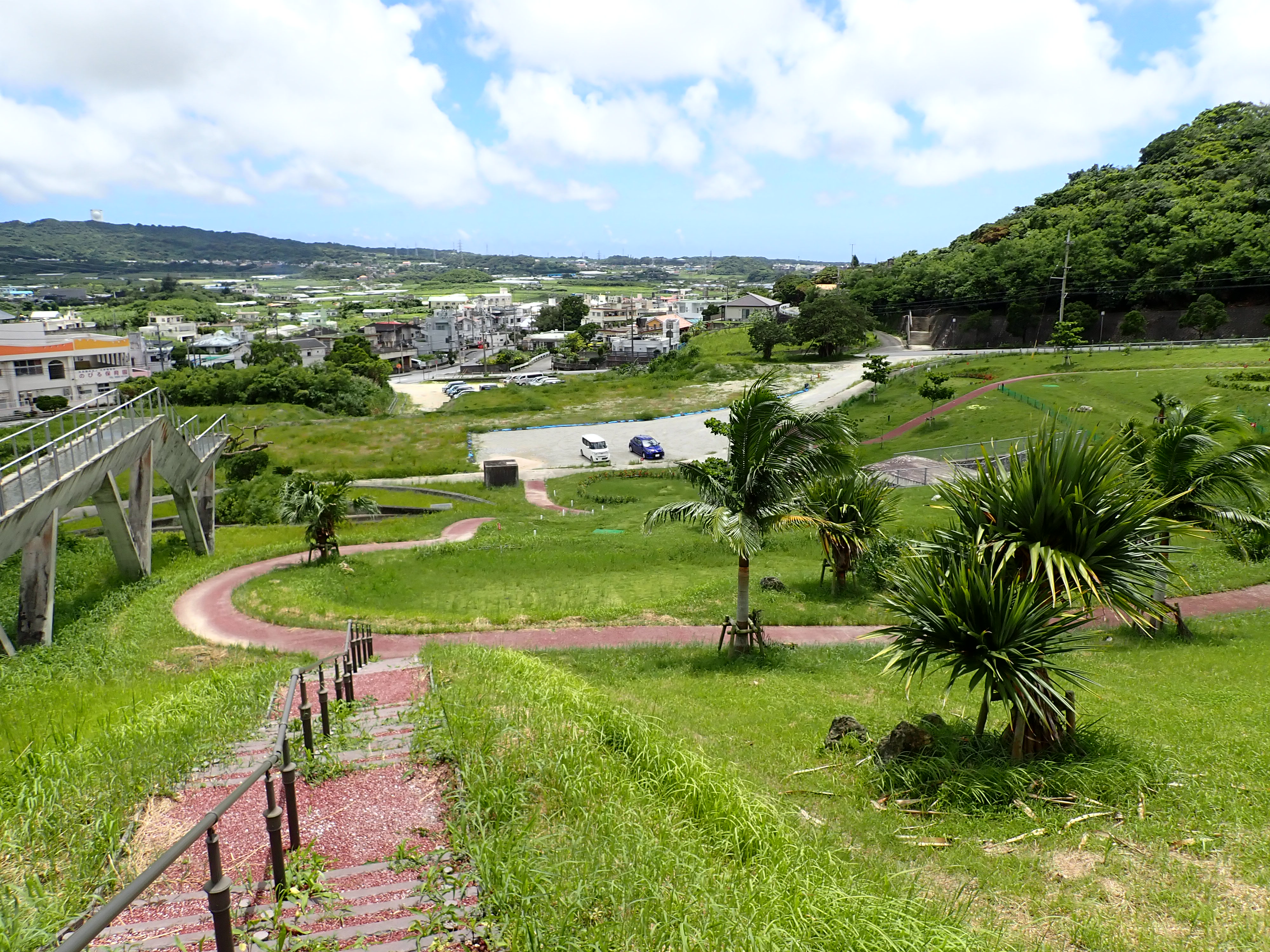 西部プラザ公園（八重瀬町）